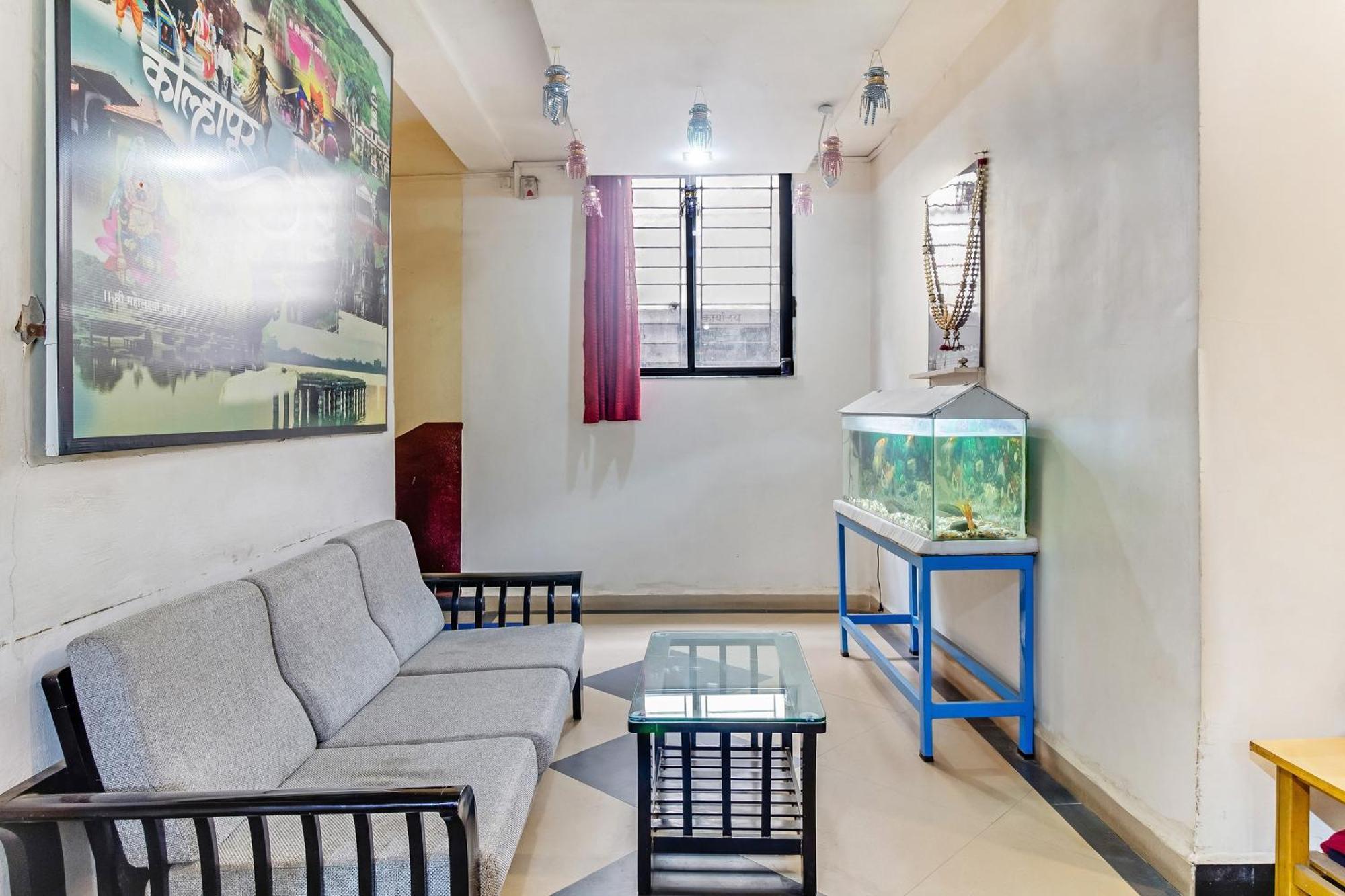 Spot On Harihar Lodging And Yatri Niwas Hotell Kolhapur Eksteriør bilde