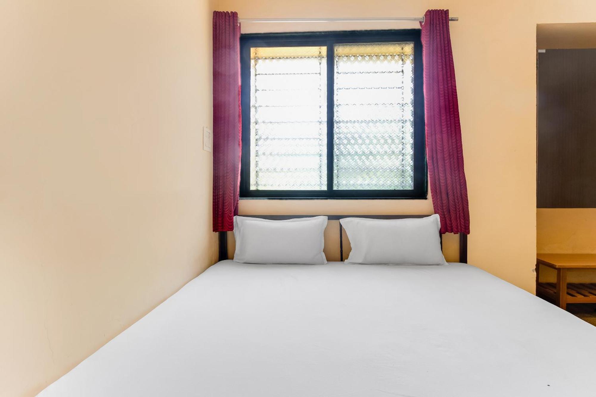 Spot On Harihar Lodging And Yatri Niwas Hotell Kolhapur Eksteriør bilde