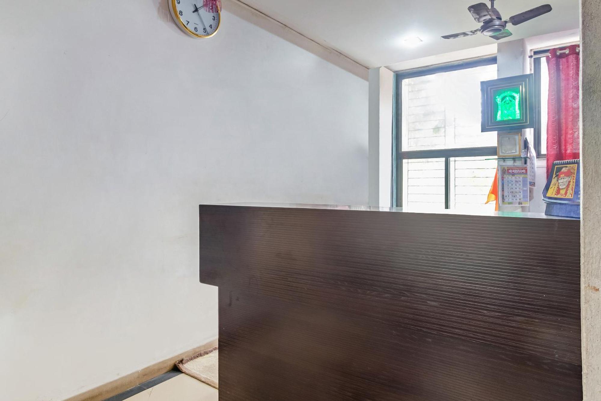 Spot On Harihar Lodging And Yatri Niwas Hotell Kolhapur Eksteriør bilde